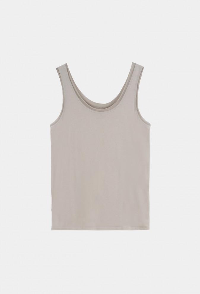 CUT-OUT SLEEVELESS