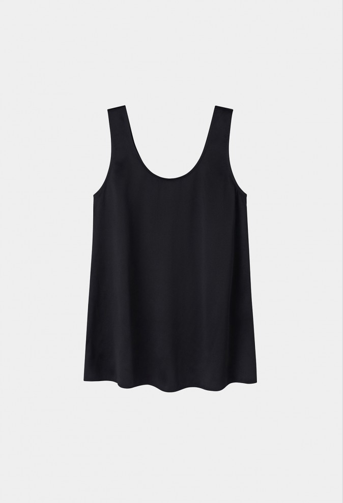 SILK SLEEVELESS